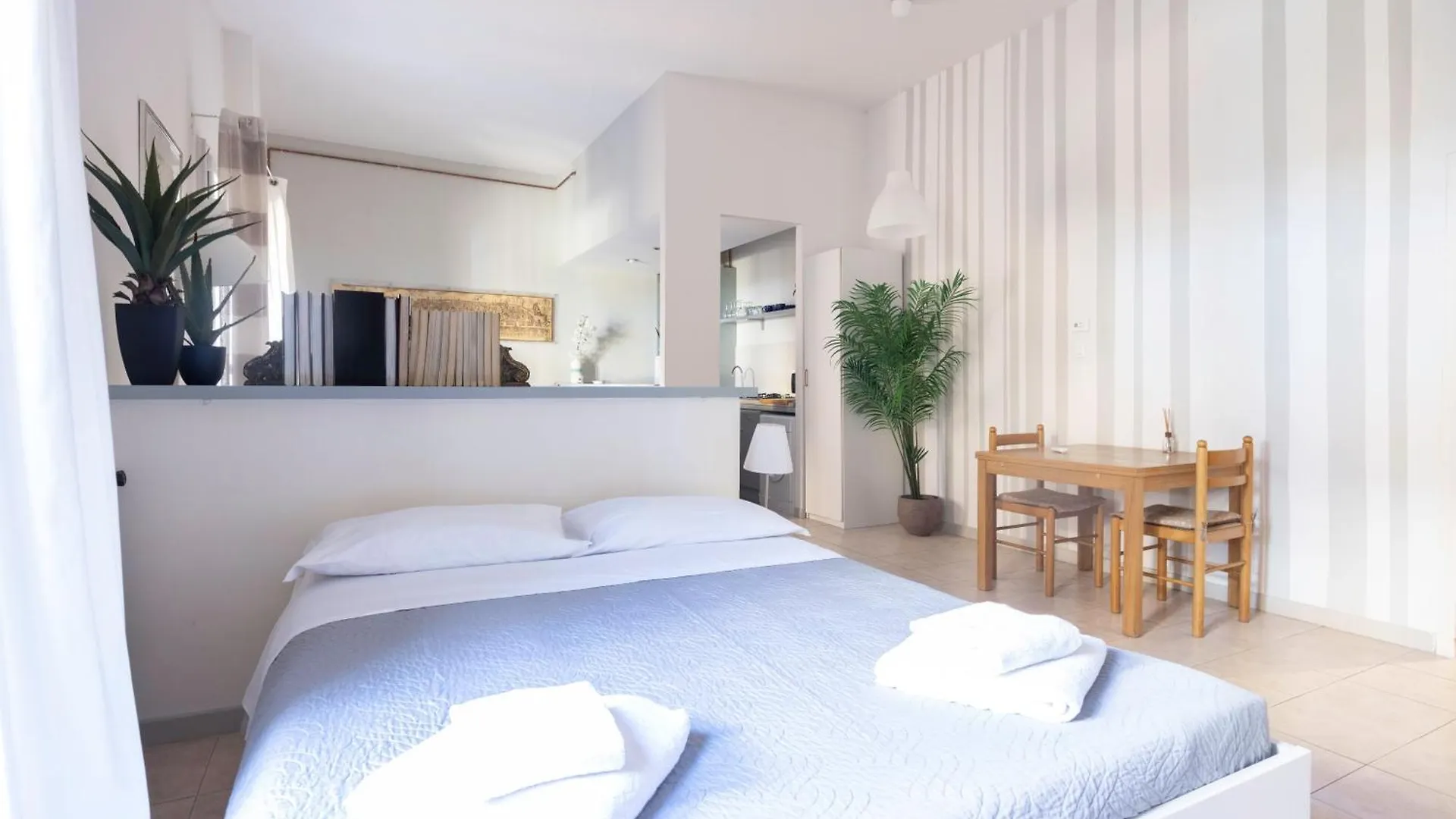 Santo Stefano, Bologna By Short Holidays Apartment